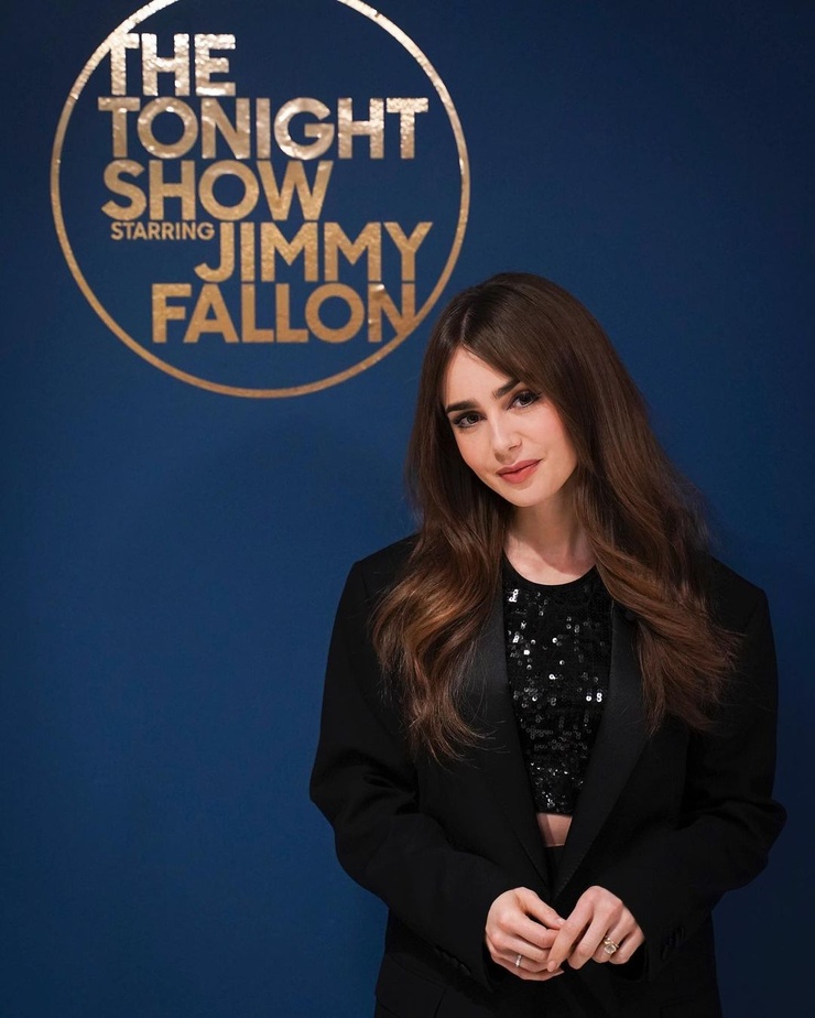 Lily Collins