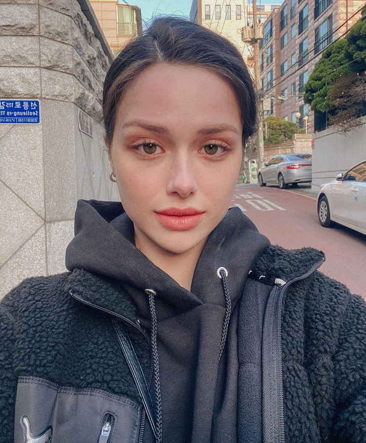 Lisa Rosh Lisa Rosh
