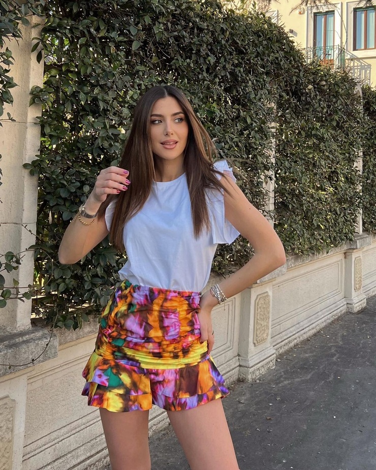 Alessandra Ventura