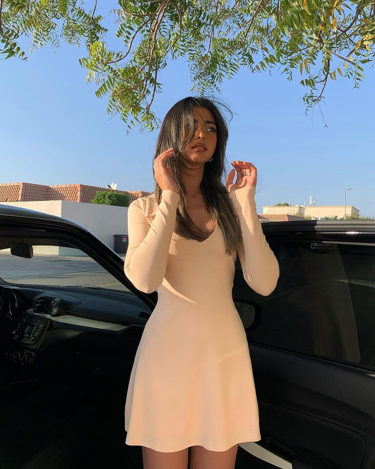 Iffat Marashi