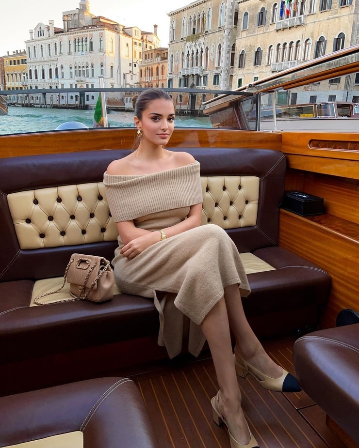 Gabrielle Caunesil Gabrielle Caunesil