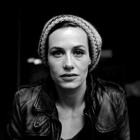 Cécile De France