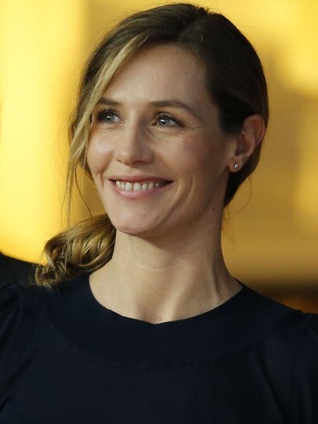 Cécile De France