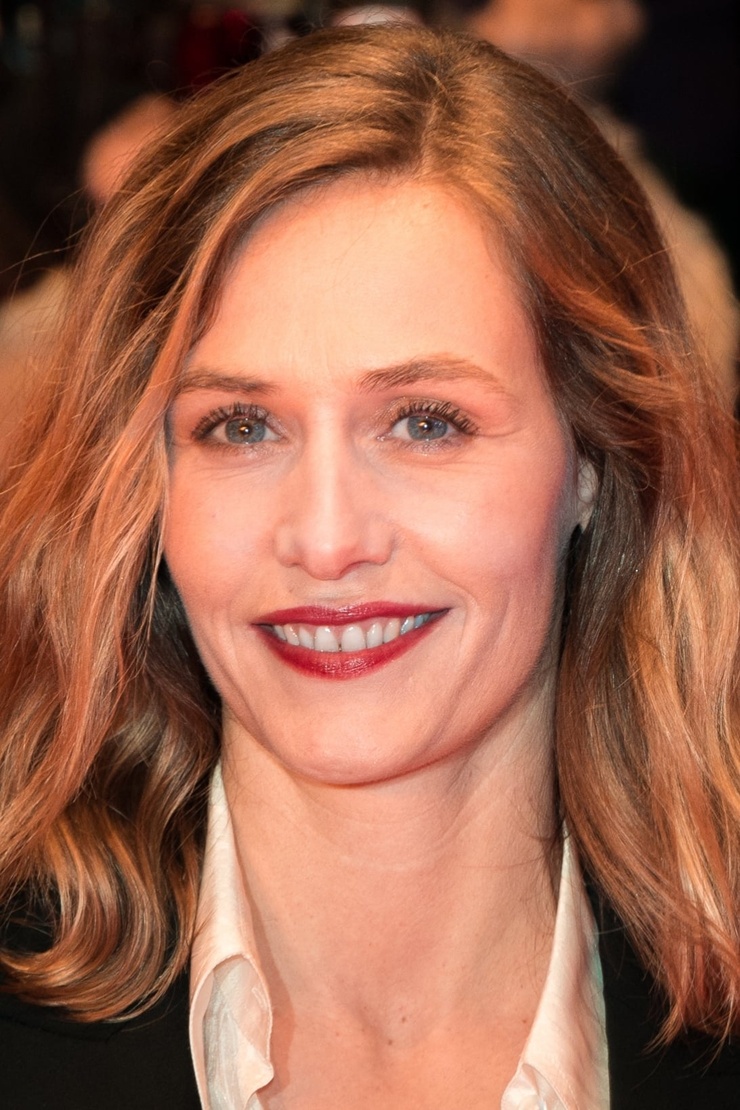 Cécile De France