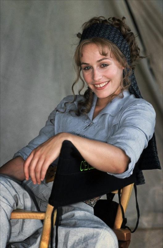 Cécile De France
