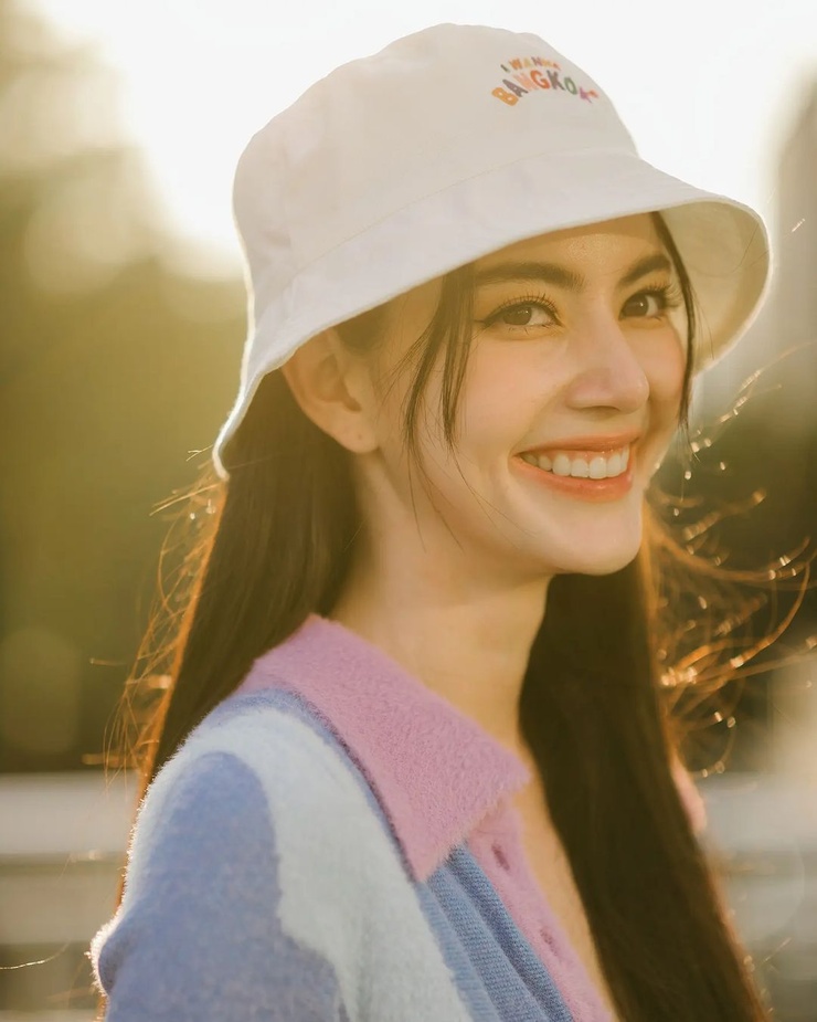 Davika Hoorne Davika Hoorne
