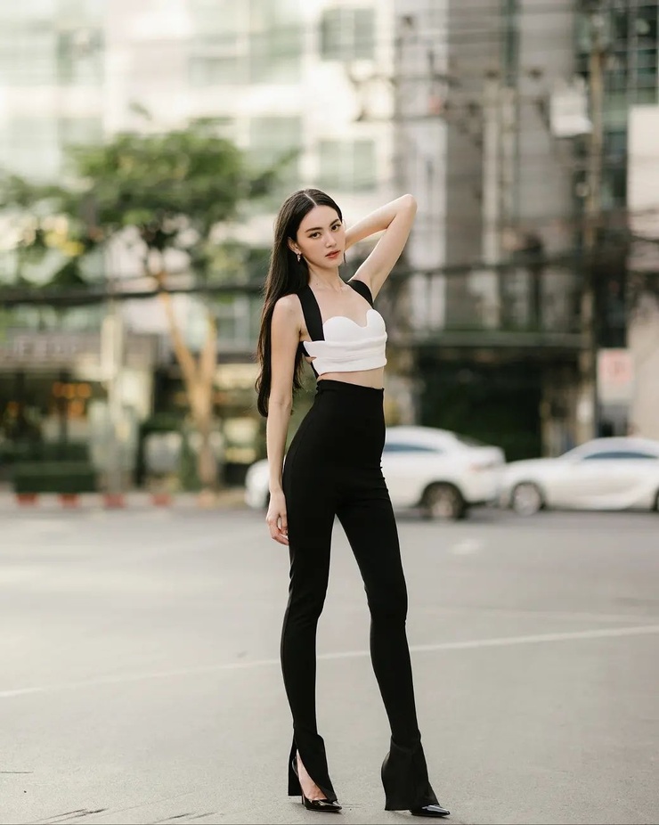 Davika Hoorne