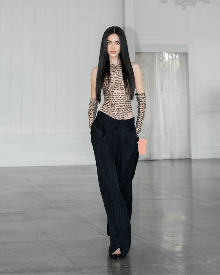 Davika Hoorne