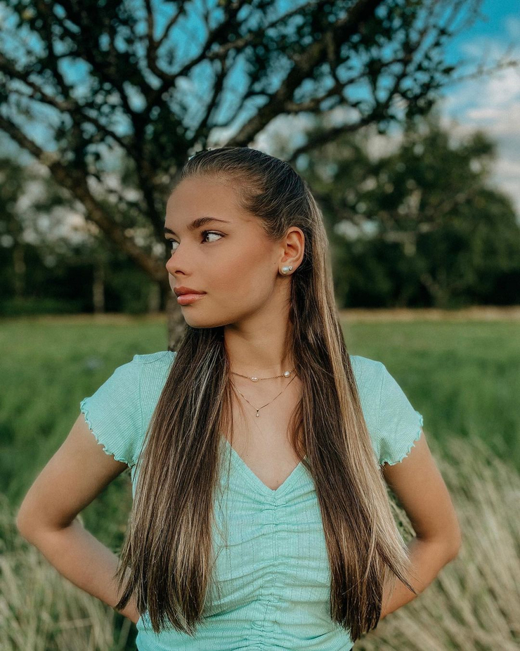 Elena Stein