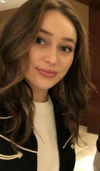 Picture of Alycia Debnam Carey