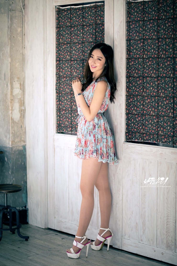 Shin Hae Ri