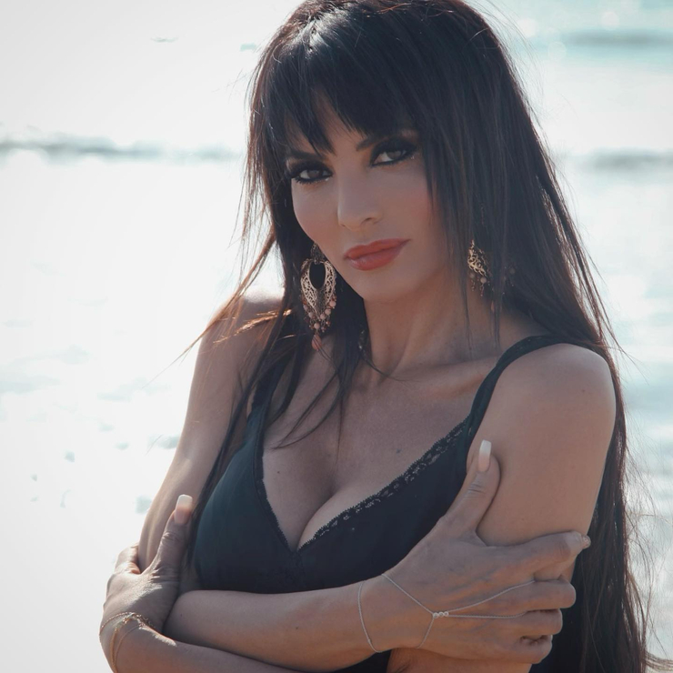 Miriana Trevisan Miriana Trevisan
