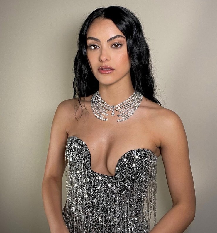 Camila Mendes