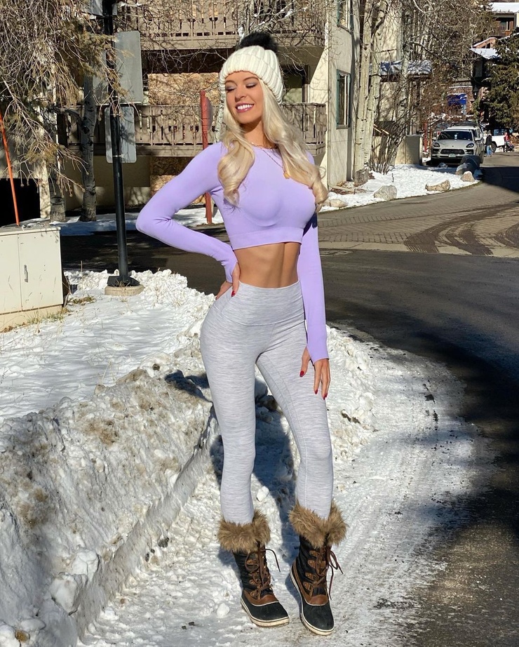 Emily Jones (Barstool) Emily Jones (Barstool)