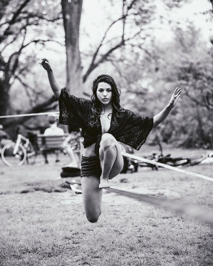 Humberly González image