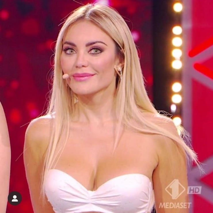 Elena Morali