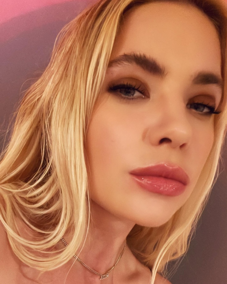 Ashley Benson