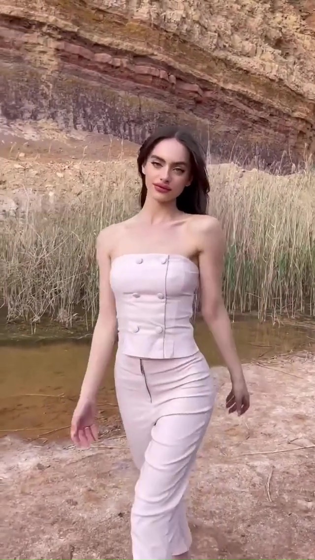 Yael Shelbia Yael Shelbia