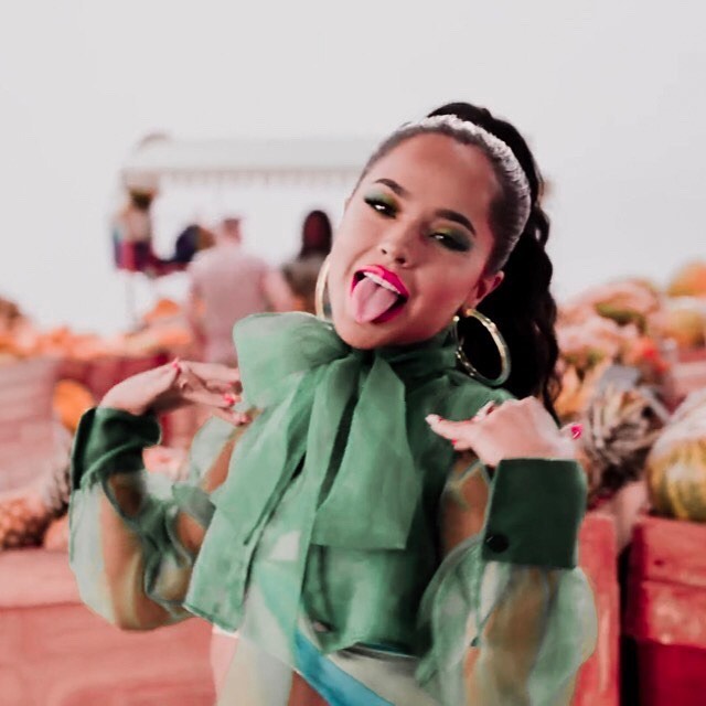 Becky G.
