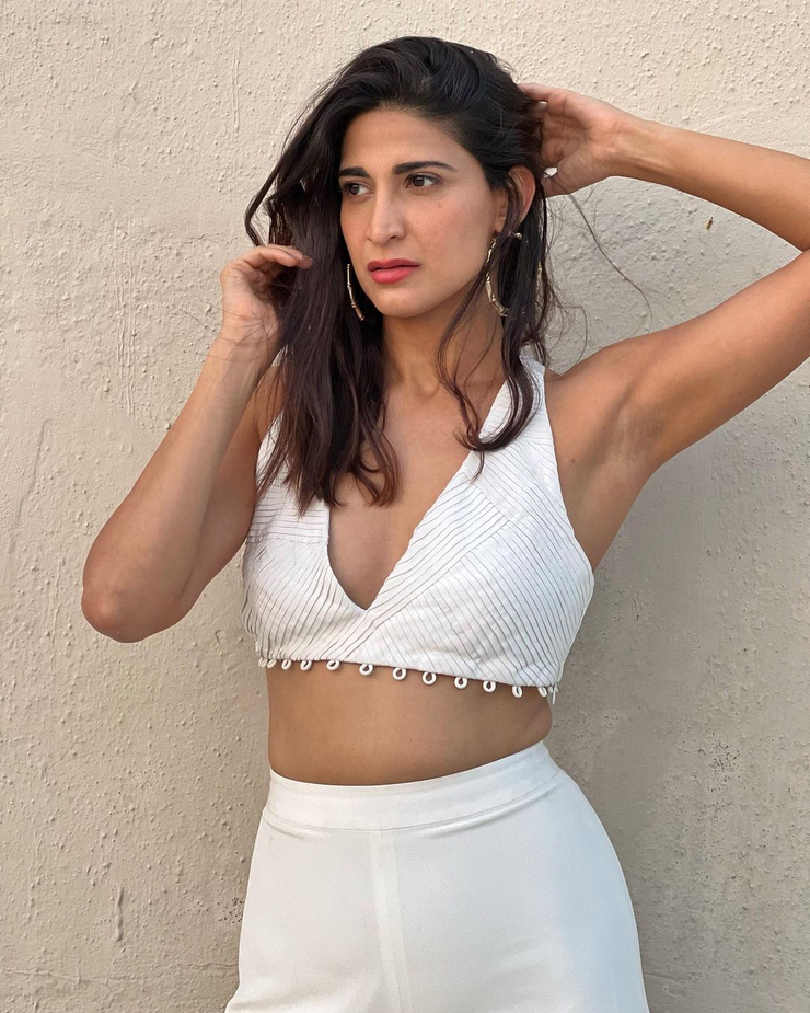 Aahana Kumra