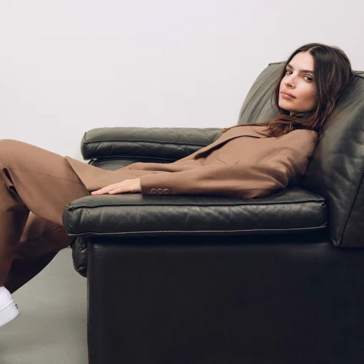 Emily Ratajkowski