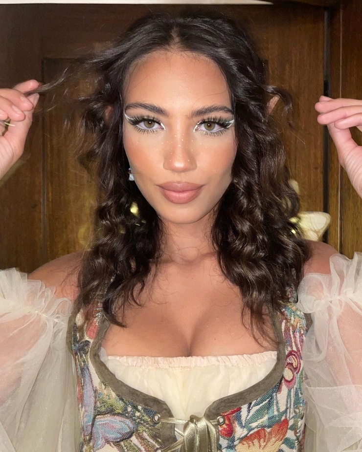 Picture of Courtney Johnson