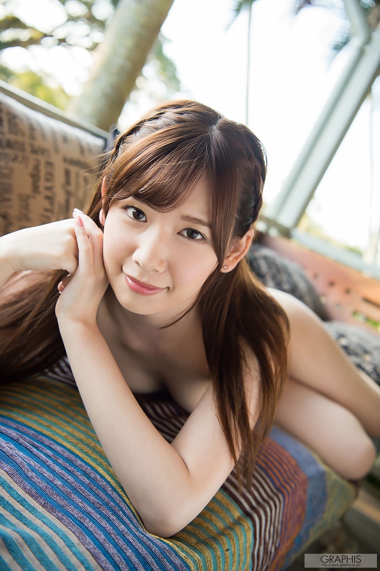 Tsumugi Akari