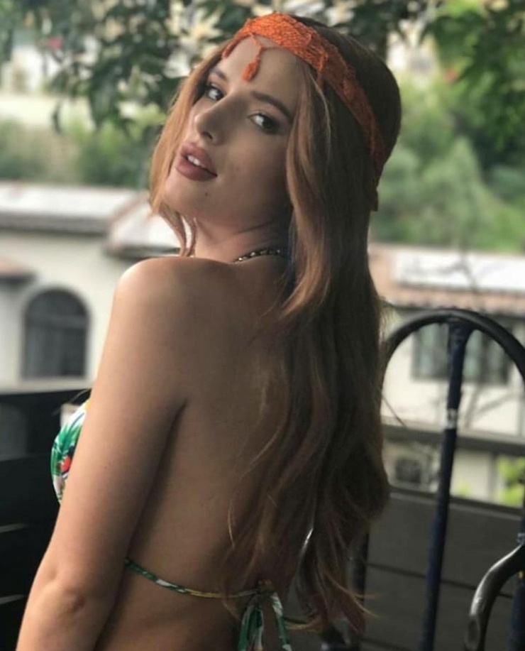 Bella Thorne Bella Thorne