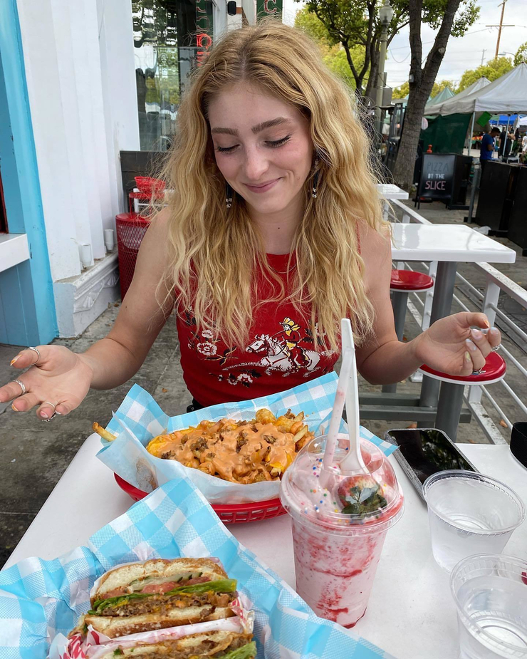 Willow Shields Willow Shields