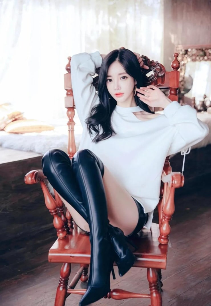Son Yoon Joo
