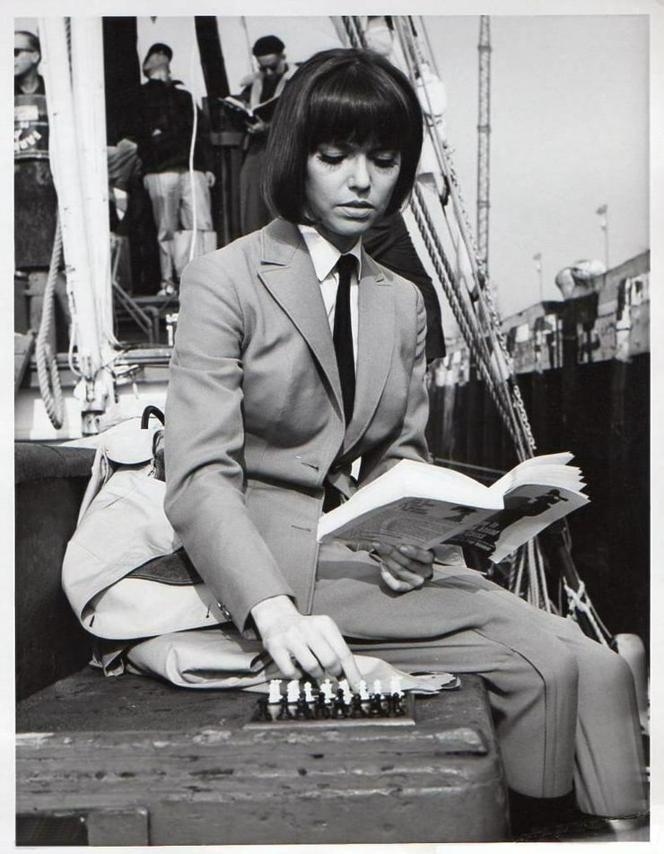 Barbara Feldon