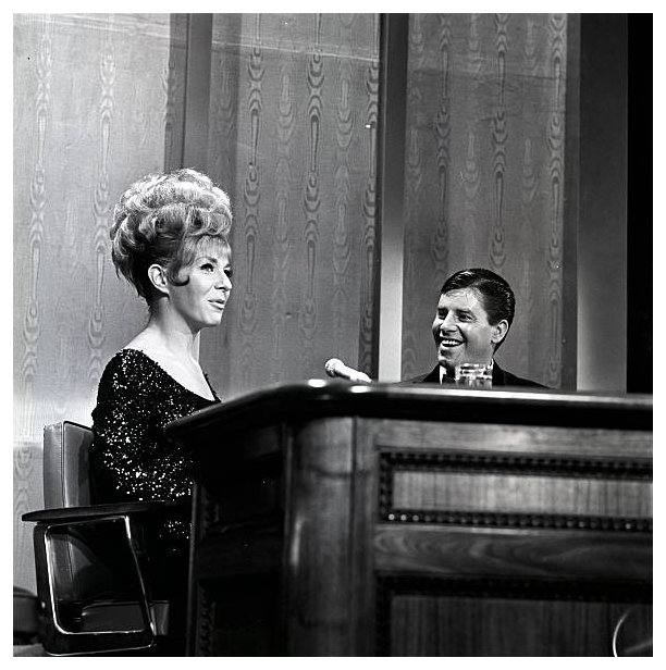 Kaye Stevens