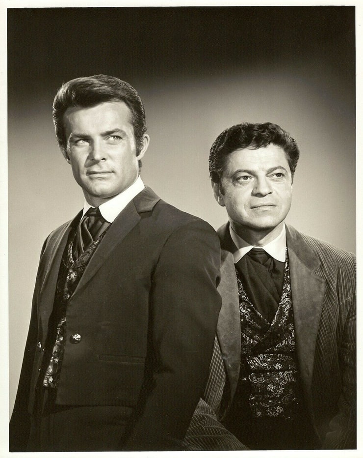 Robert Conrad, Ross Martin