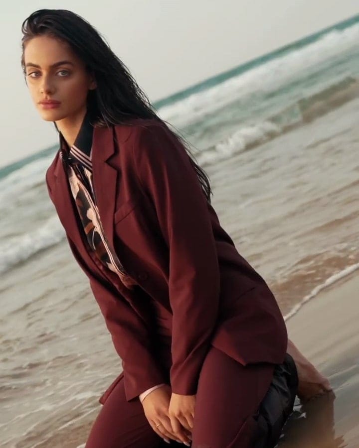Yael Shelbia Yael Shelbia