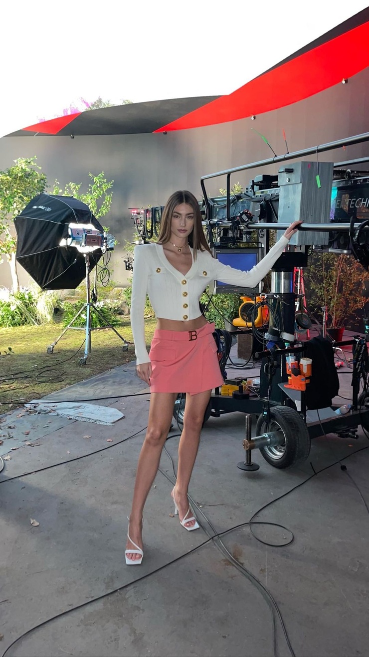 Lorena RAE