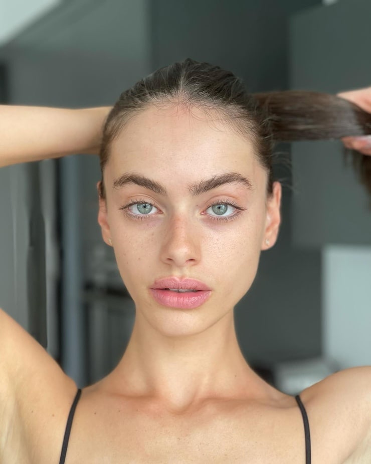 Yael Shelbia Yael Shelbia