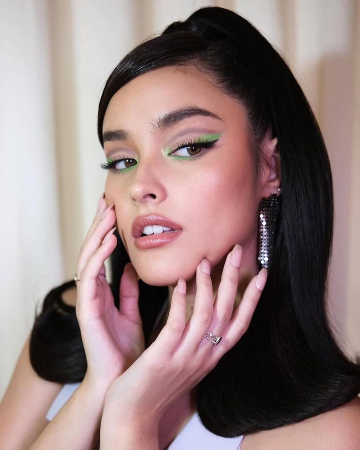 Liza Soberano Liza Soberano