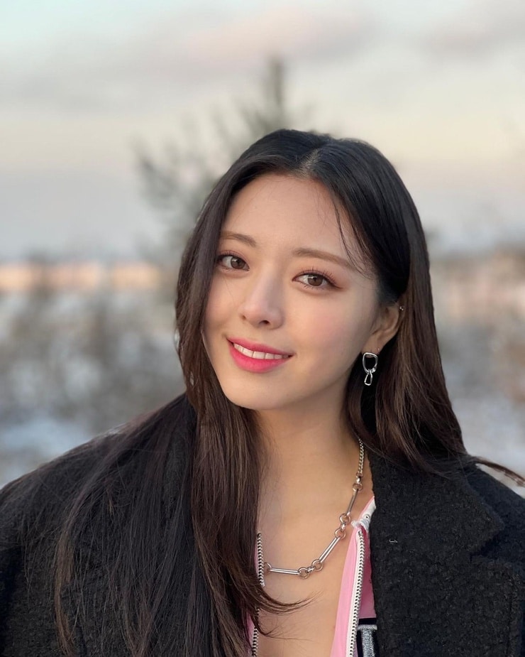 Shin Yuna