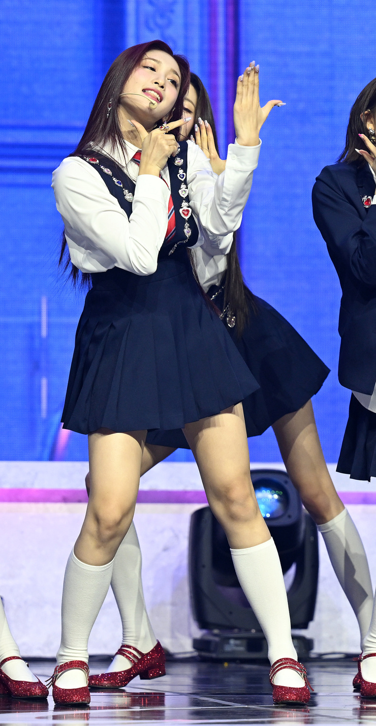 Hyun-seo Lee