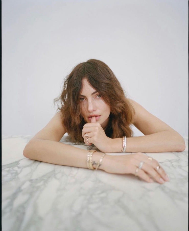 Phoebe Tonkin