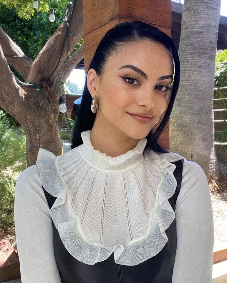 Camila Mendes