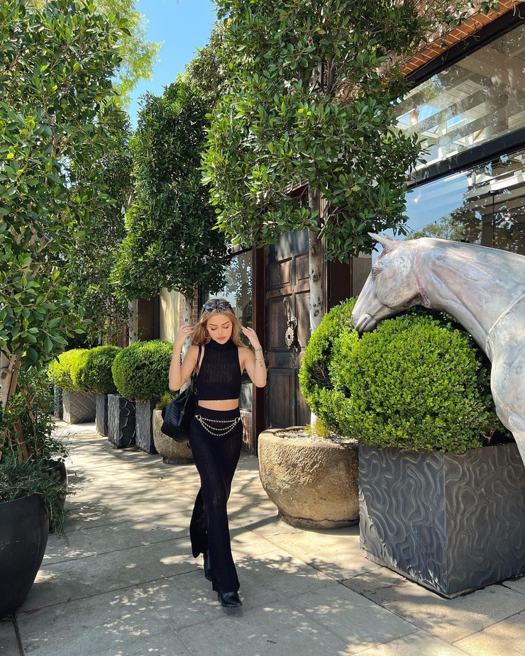 Lily Maymac