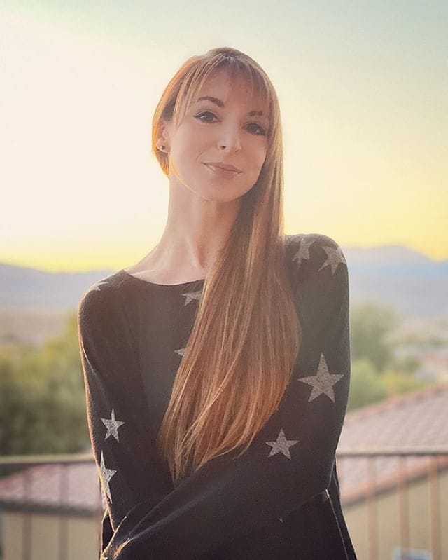 Lisa Foiles