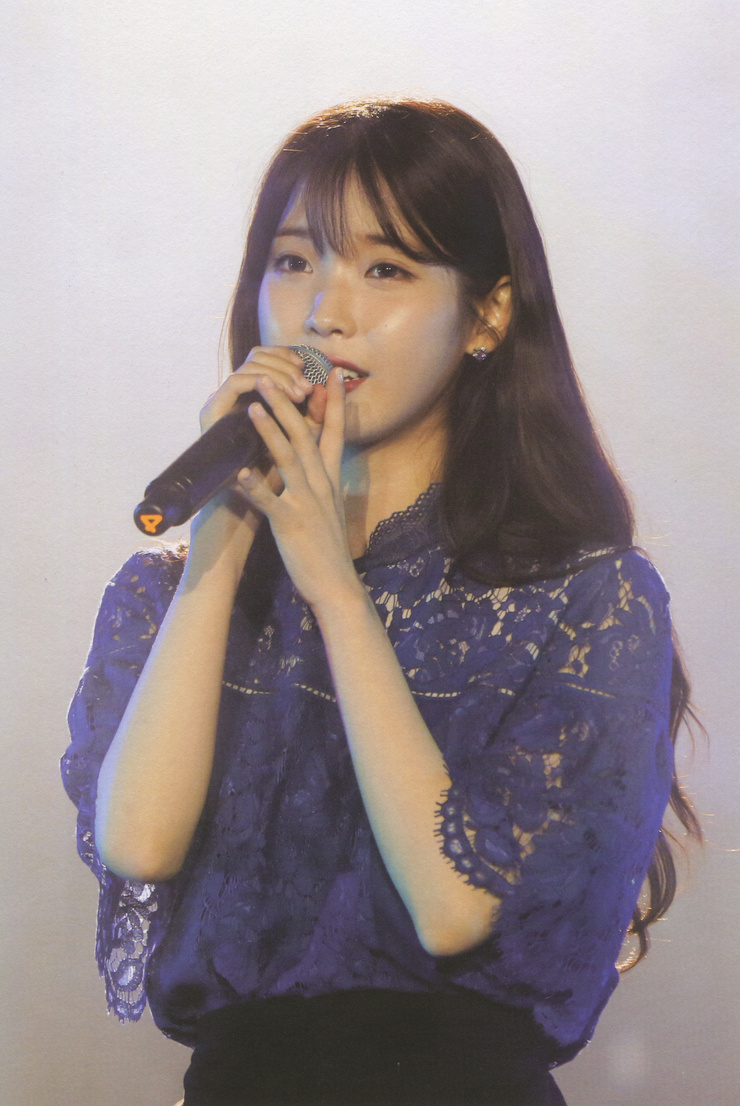 IU