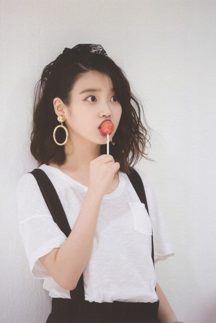 IU