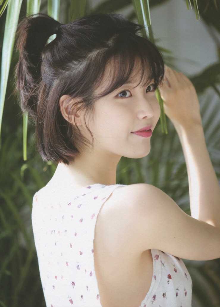 IU