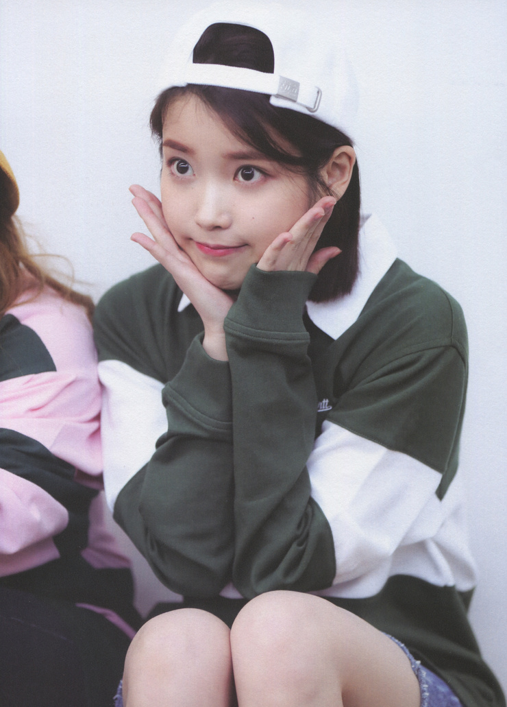 IU