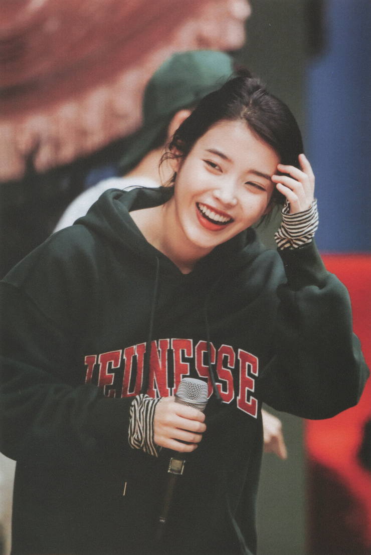 IU