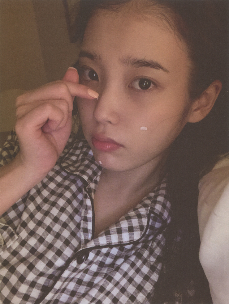 IU