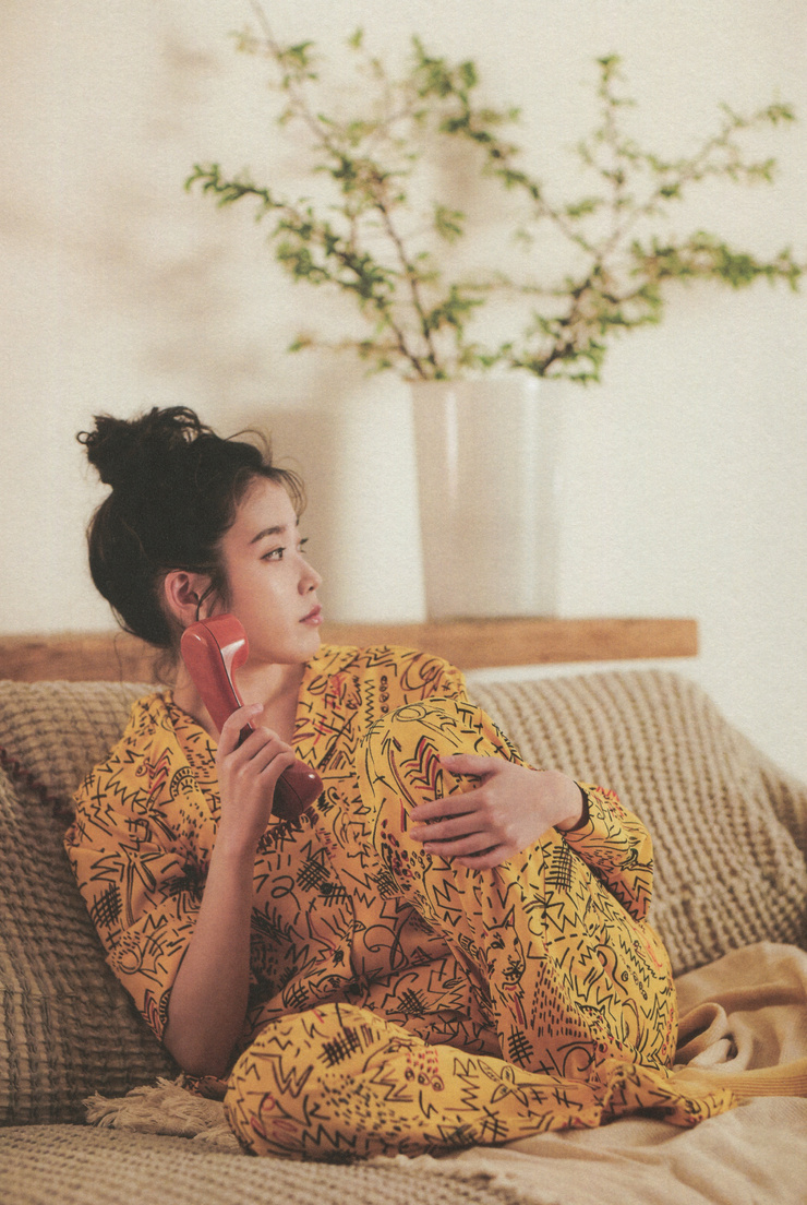IU